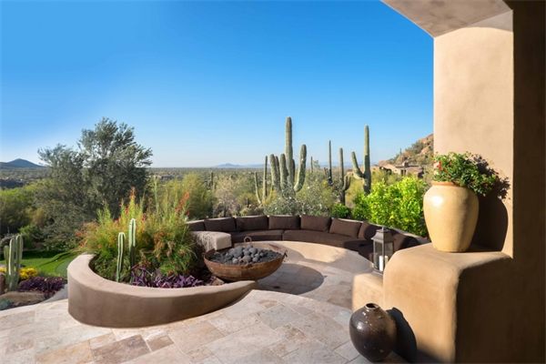 Mountain Top Hideaway